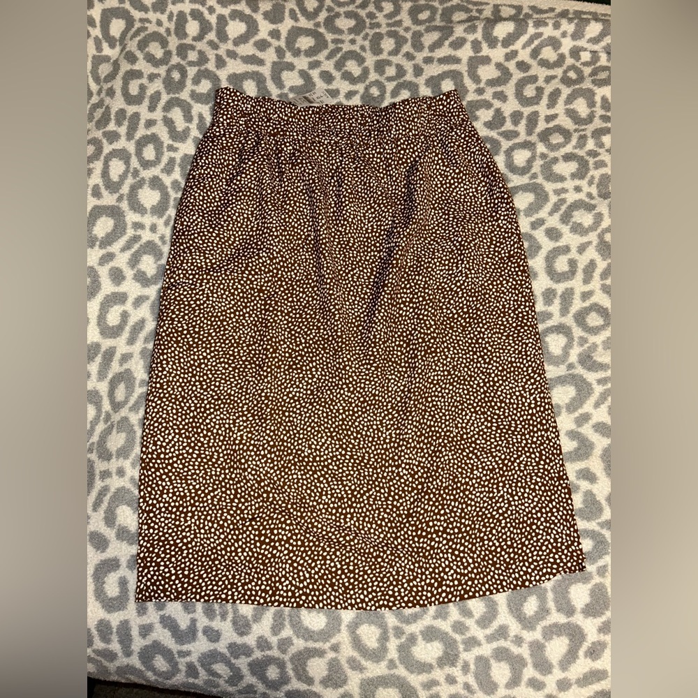 J Crew new with tags size medium spotted skirt